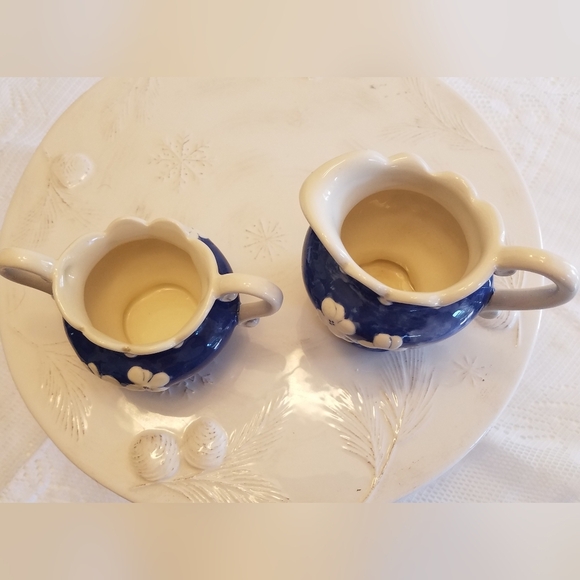 Set of 2 Beautiful Glazed  Ceramic Creamer Sugar Set Blue Floral - Picture 6 of 16